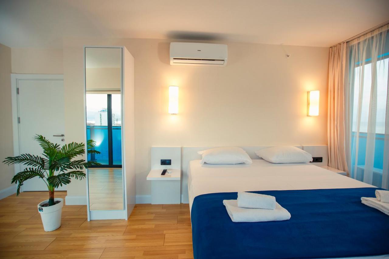 Panorama Orbi City Center Suite Sea View Batumi Exterior photo