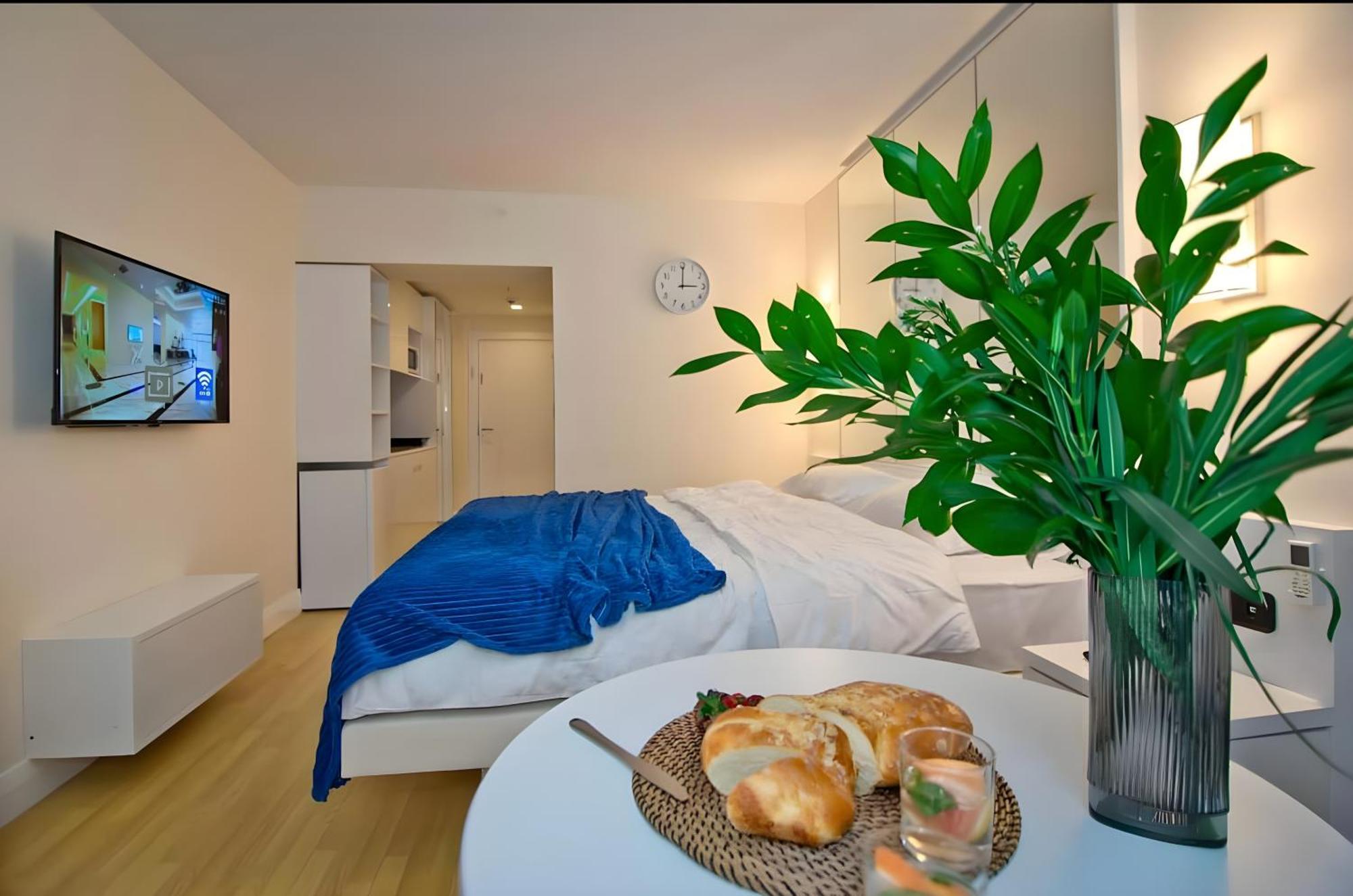 Panorama Orbi City Center Suite Sea View Batumi Exterior photo